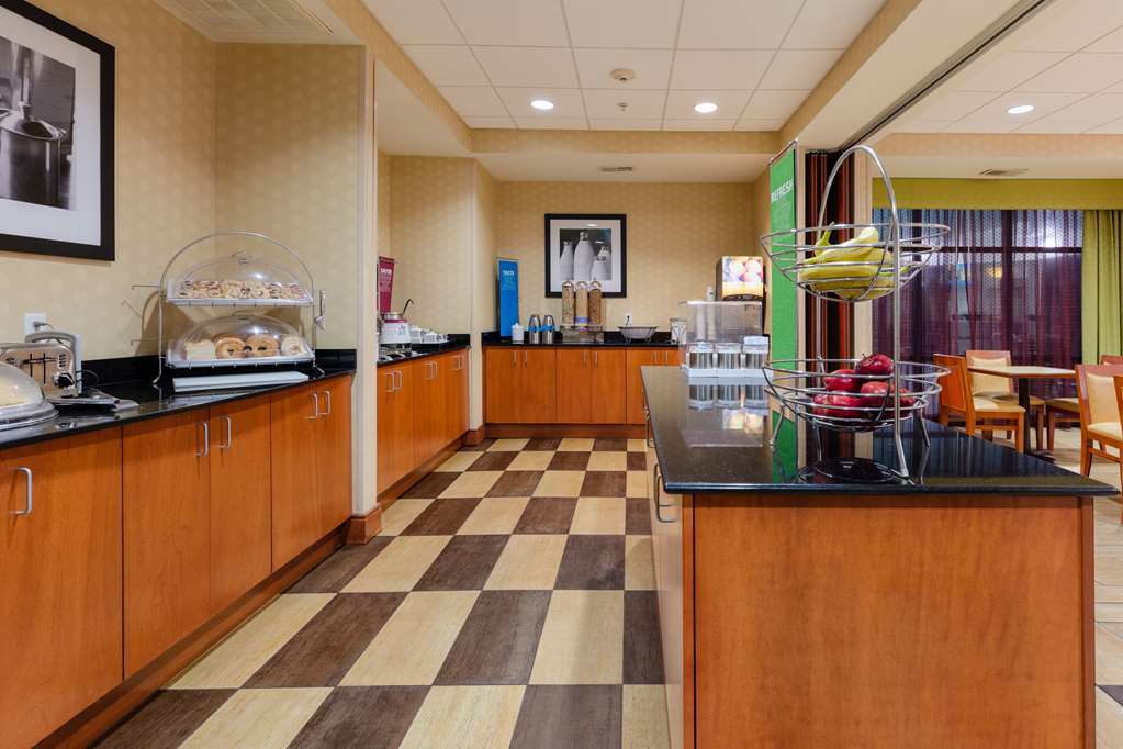 Hampton Inn Ringgold-Ft. Oglethorpe Restaurant photo